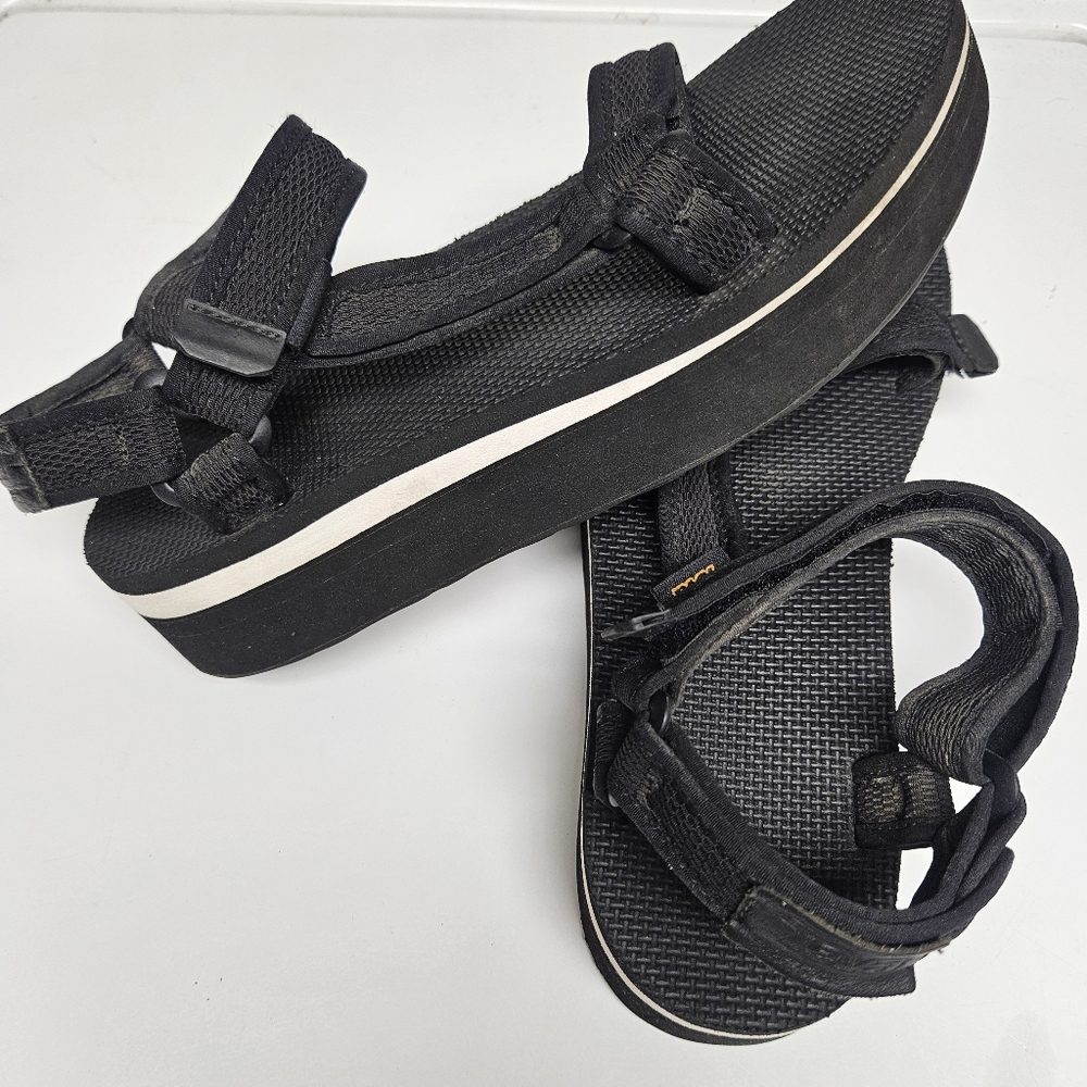 Teva Flatform Universal Mesh Print Sandals, Size 10 Black Gorpcore - Picture 2 of 8